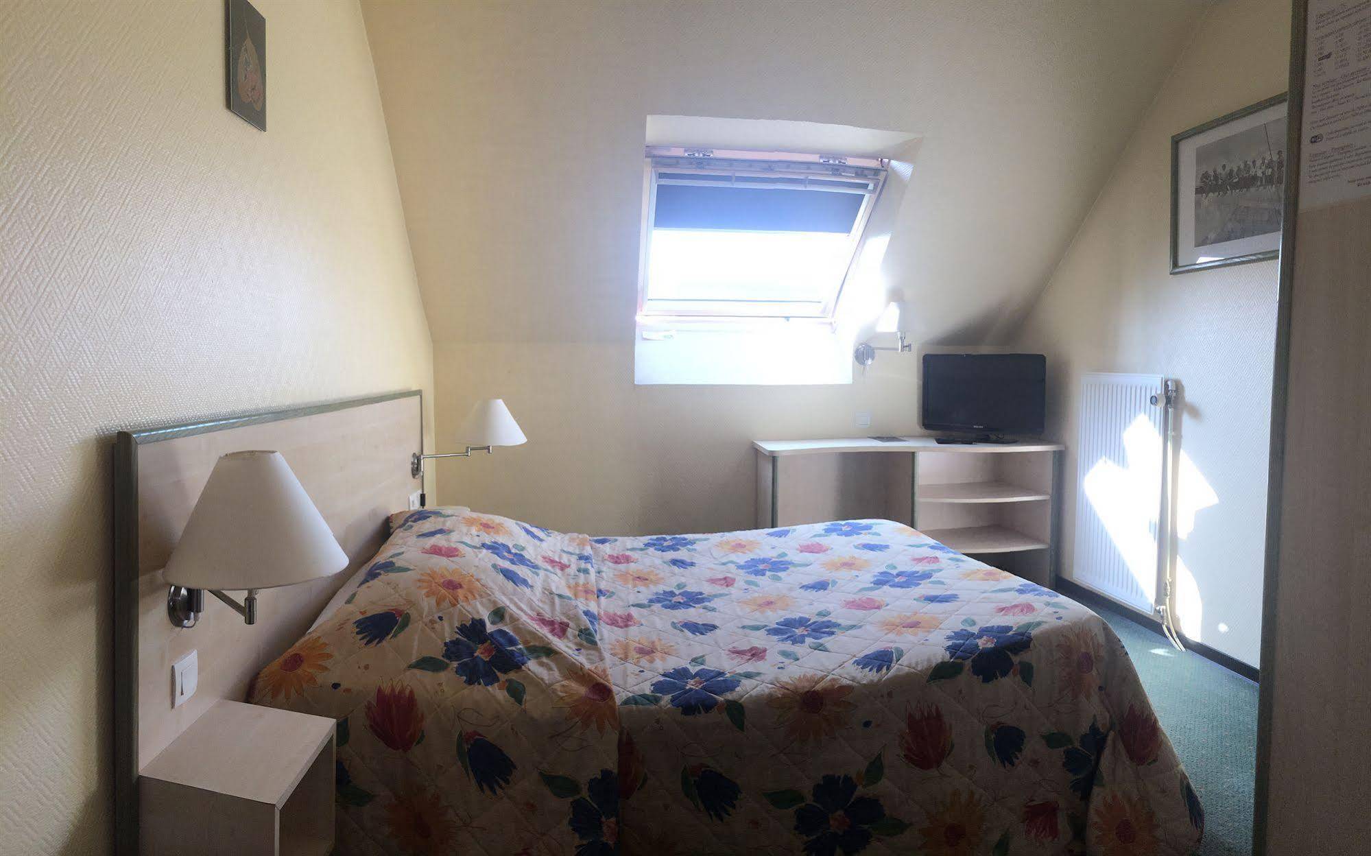 Hotel Arc En Ciel Страсбург Экстерьер фото